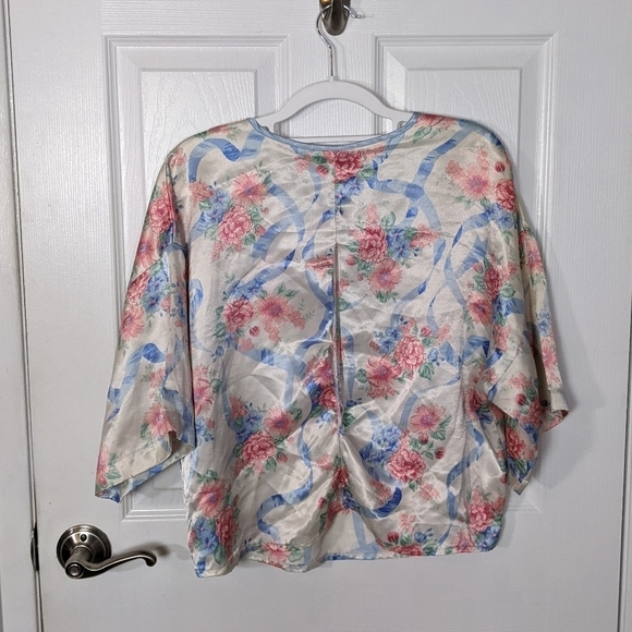 Vintage J.O.‎ Intimates Luxury Floral Satin Pajama Top Size Medium *FLAWED* - Picture 3 of 7